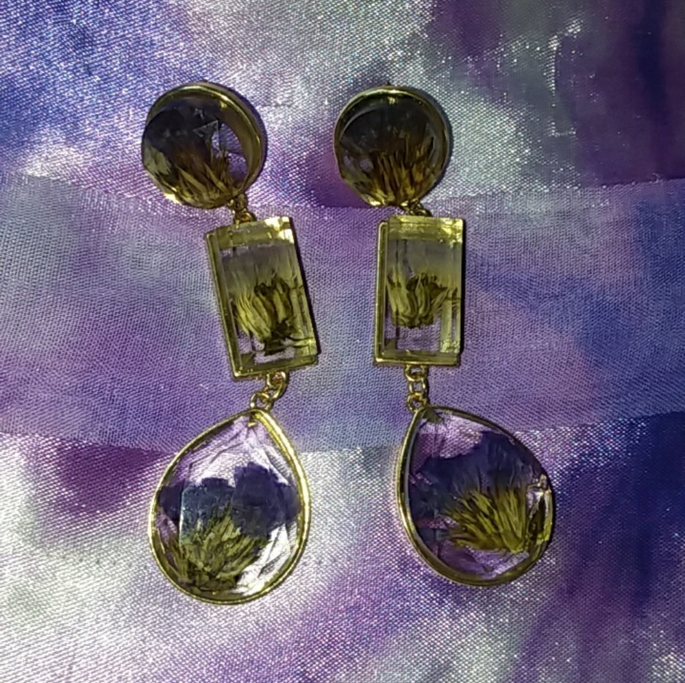 Forever 21 Dried Flower Earrings